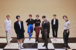 VERIVERY press photo